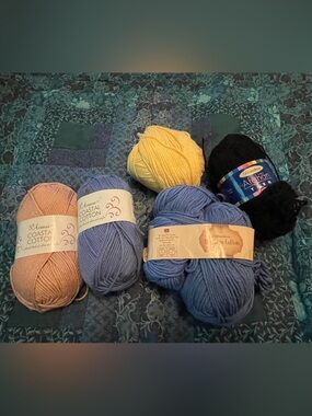 Yarn Cotton Blend 5 Skeins NWOT